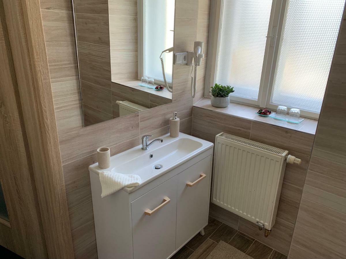 Apartman Alesta Bruntál Exterior foto