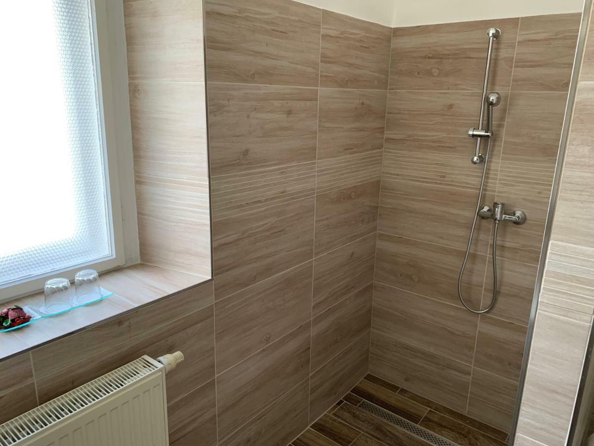 Apartman Alesta Bruntál Exterior foto